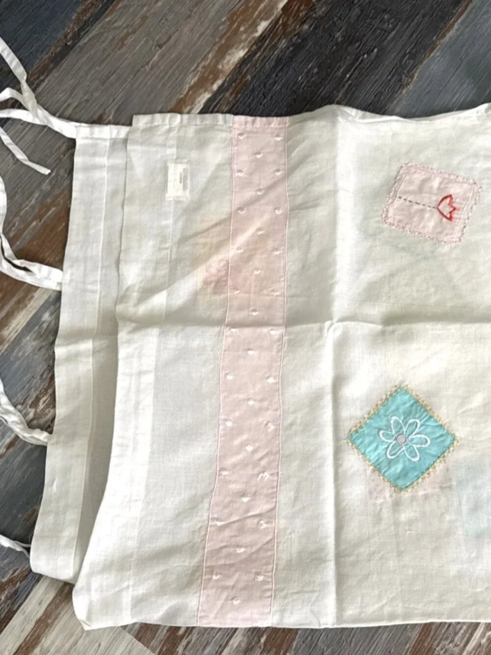 Pottery Barn Kids Sheer Tie Curtain Drape Panel White Pink Patchwork Floral 43